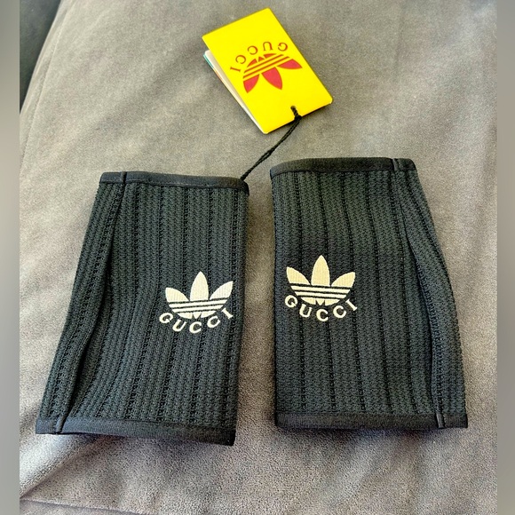 Gucci X Adidas, knit gloves NWT - Picture 3 of 9